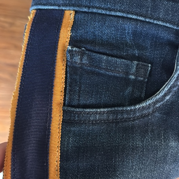 Veronica Beard Carolyn High Rise Baby Boot Jeans - Picture 10 of 10